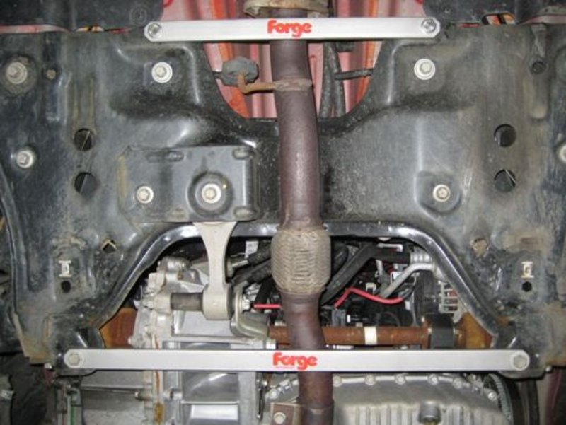 Fiat Grande Punto Unterbodenstreben FORGE FMFGPSB
