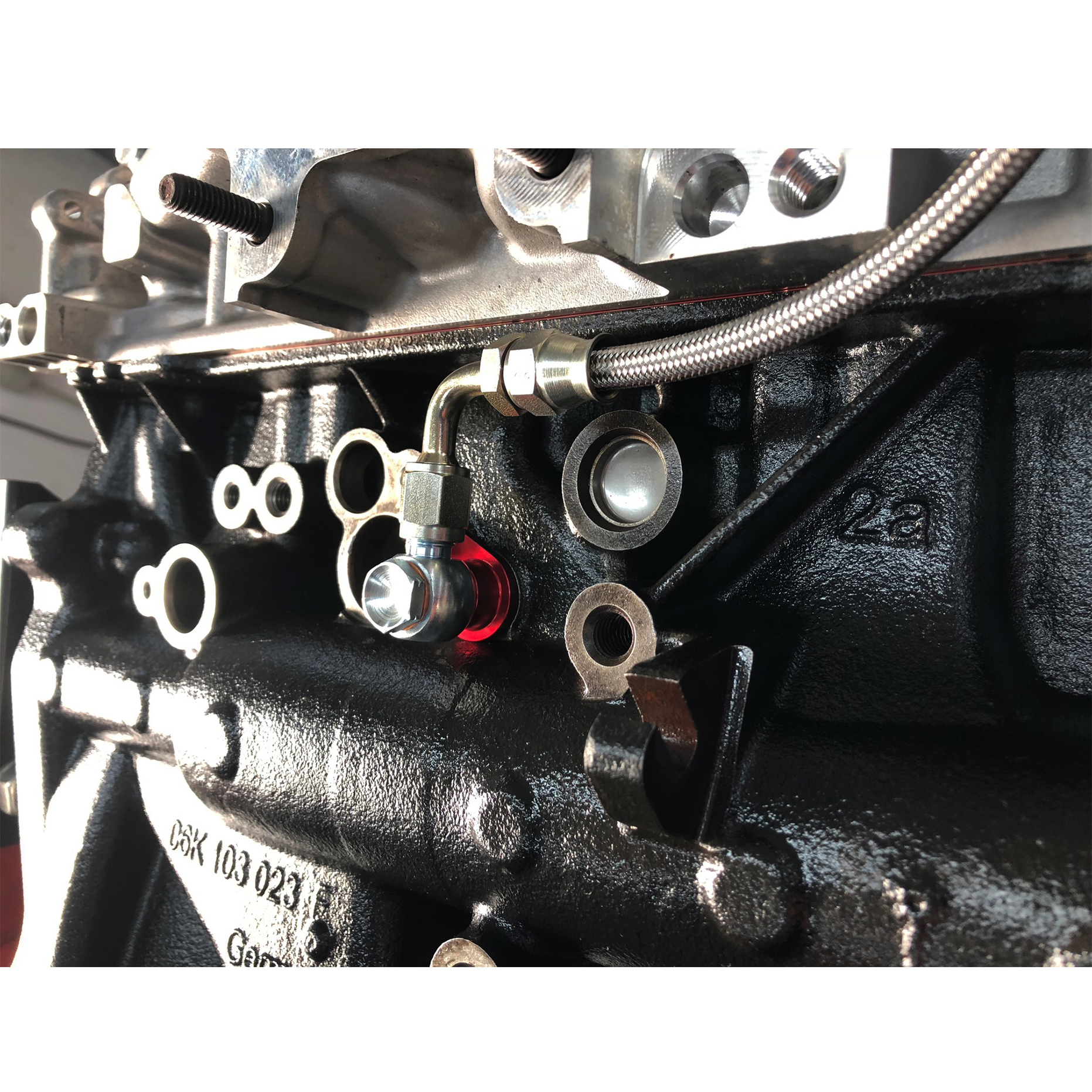 2.0L TSI EA888 entrée d'huile Dash 4 pour gros turbo