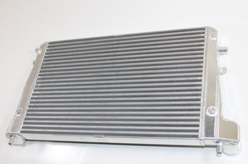 2.0L TFSI Ladeluftkühler Forge FMMK5FMIC