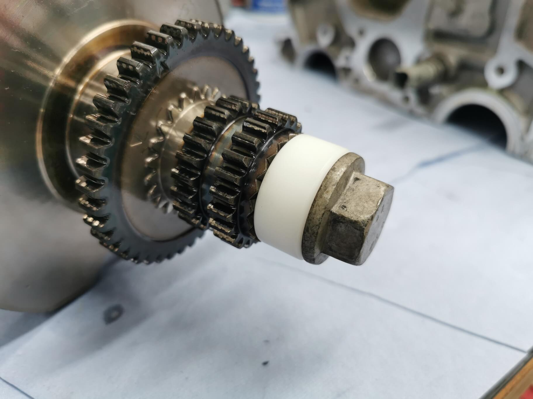 1.8L & 2.0L TSI EA888 Crankshaft thrust piece like VAG T10368