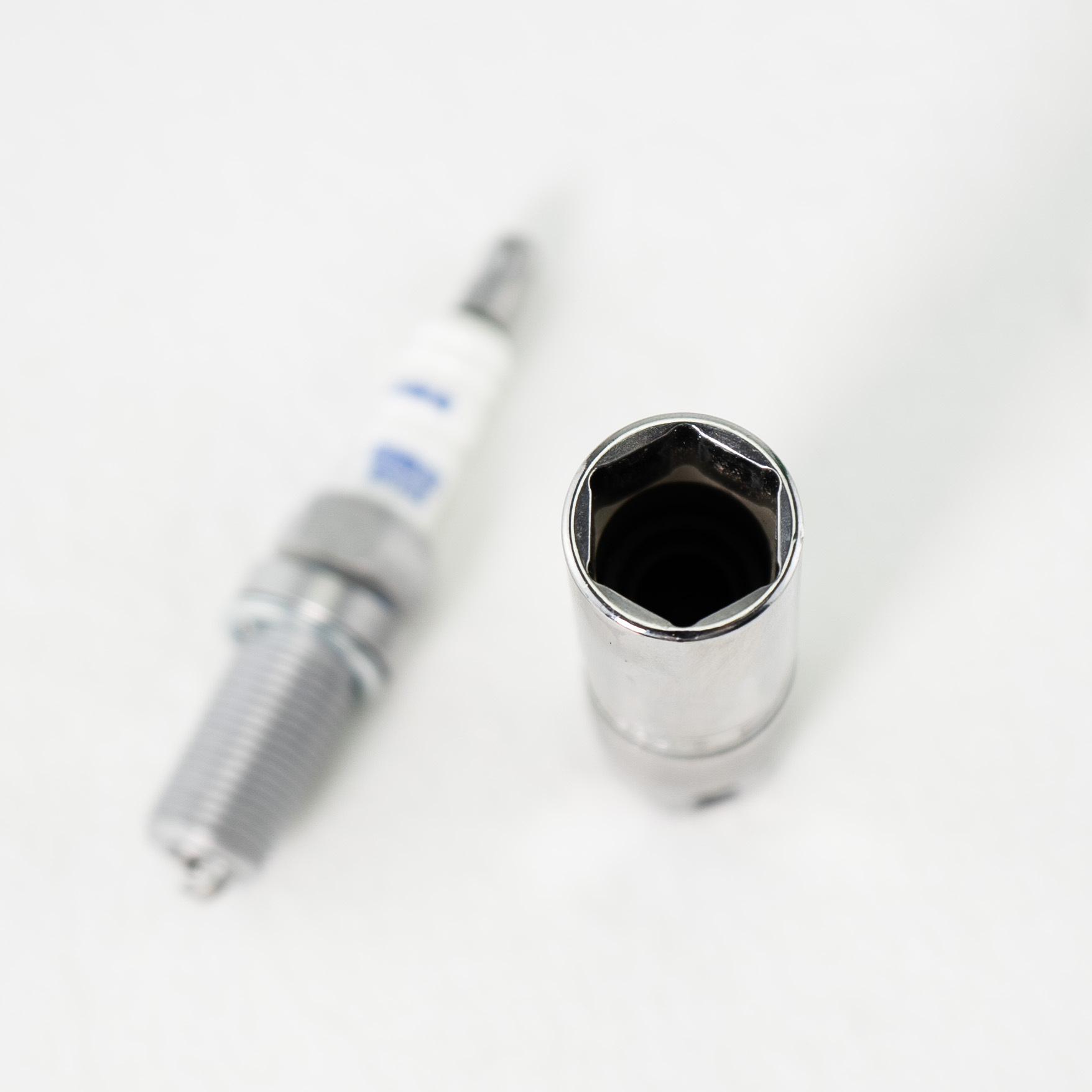 Spark plug socket for BAR-TEK racing spark plugs®