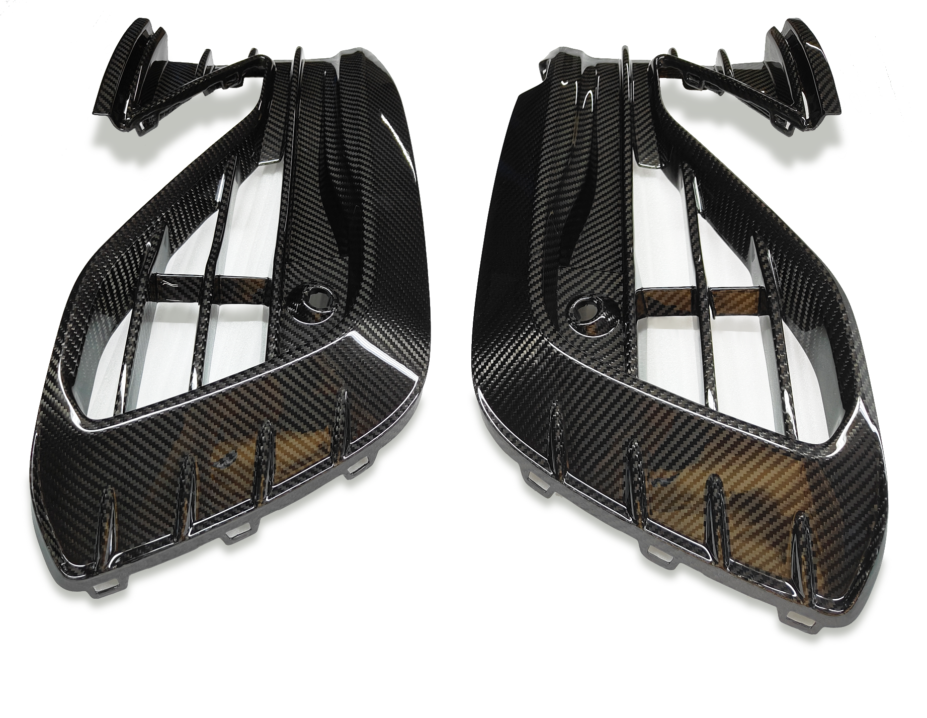 Golf 8 R Carbon Grille BAR-TEK®
