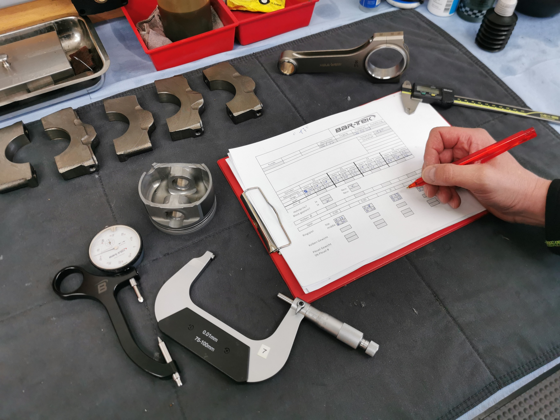 Test reports for engine construction