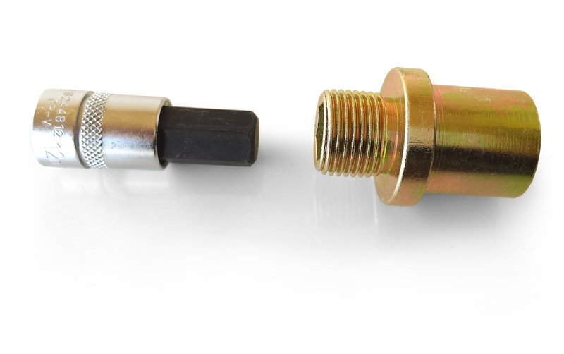 Oil cooler flange with thermostat Dash 8 BAR-TEK®