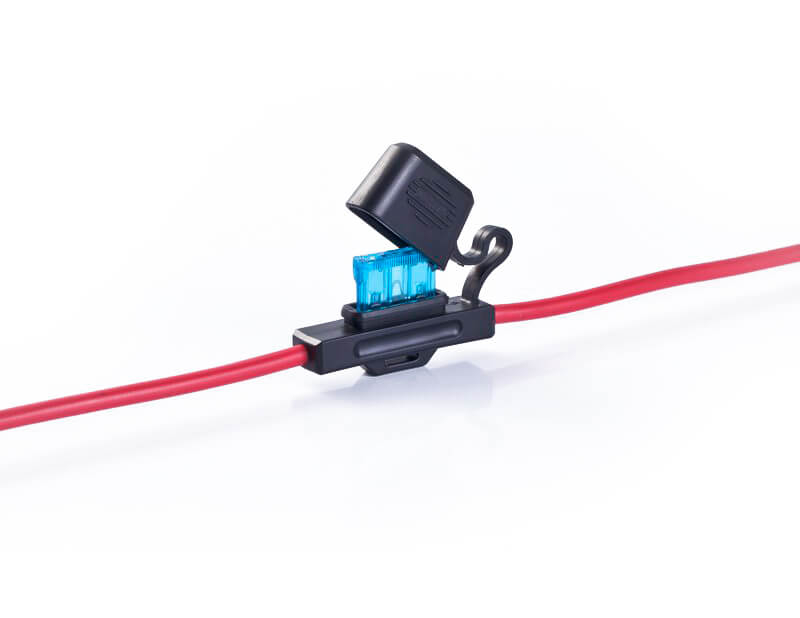 Fuse holder flat plug fuse
